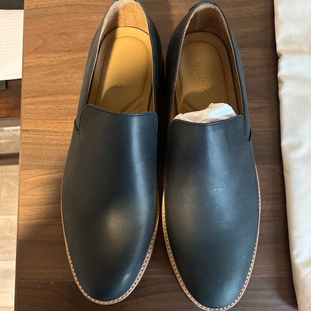 Nisolo Men's Black Leather Loafers